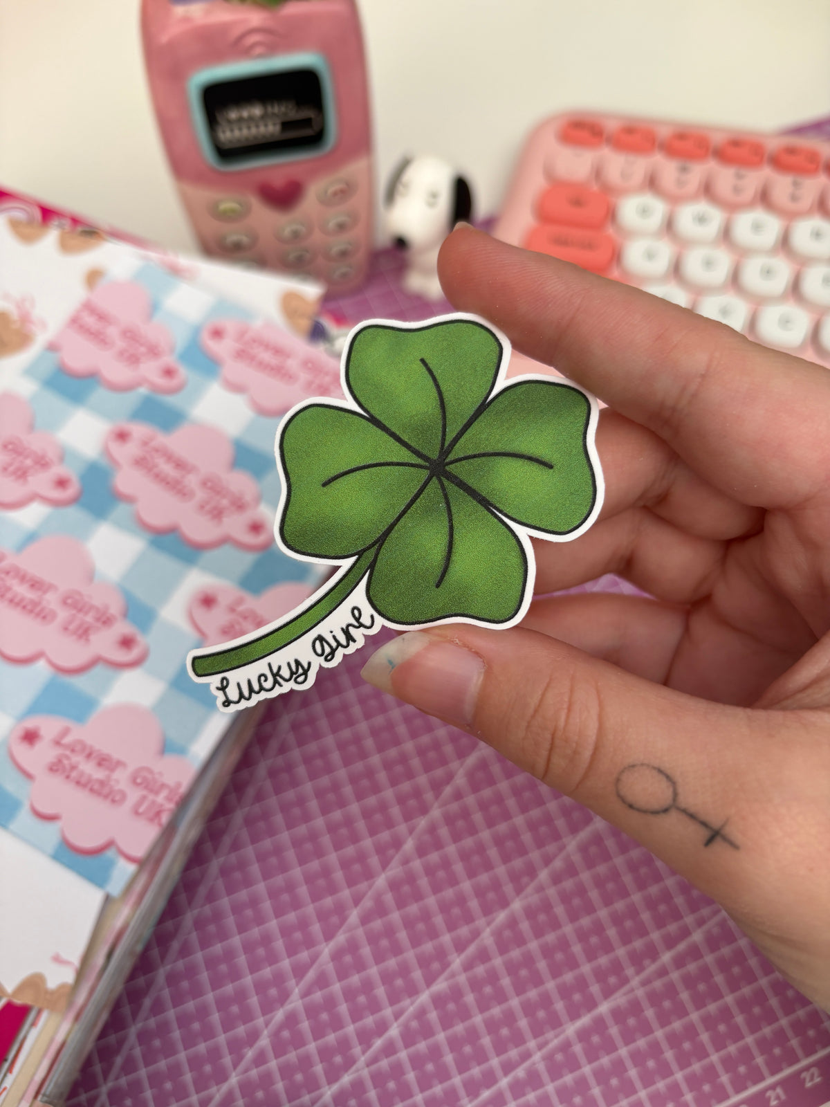 lucky girl 4 leaf clover vinyl sticker