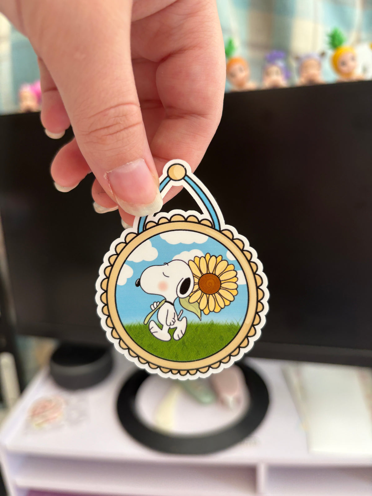 sunflower snoop frame vinyl sticker